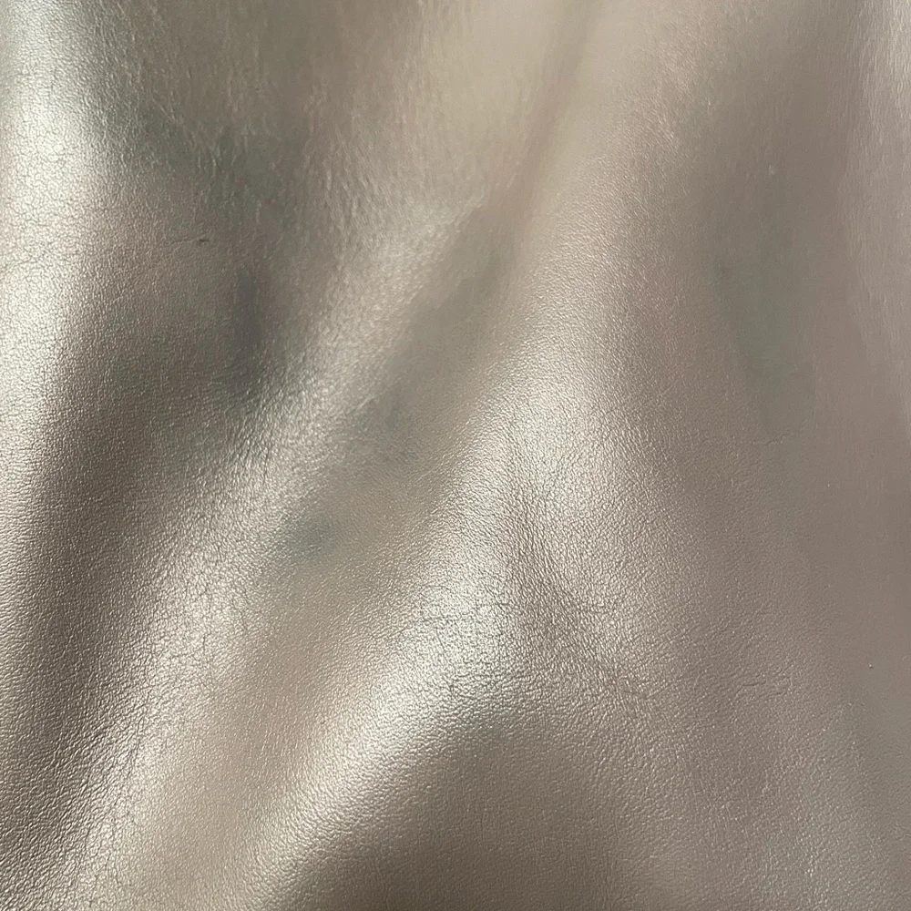 ❤️Dooney and Bourke EUC tote bag. - Picture 14 of 16